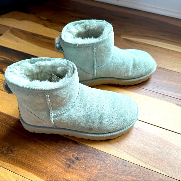 UGG - Women's Classic Mini II - baby blue - Picture 1 of 3